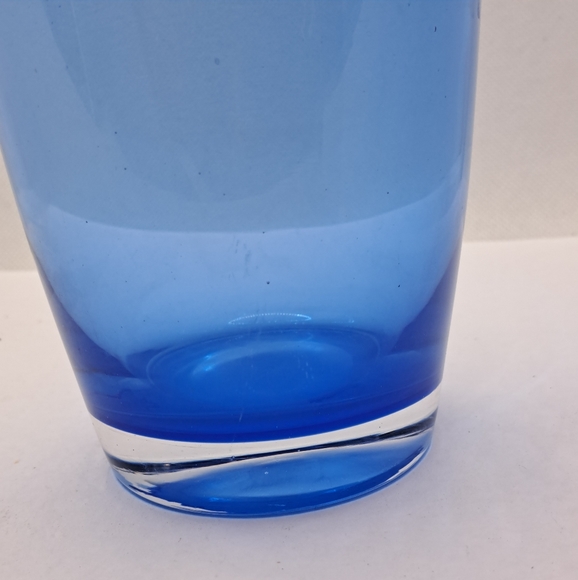 Blue Glass Vase, clear base. Vintage - Picture 6 of 6
